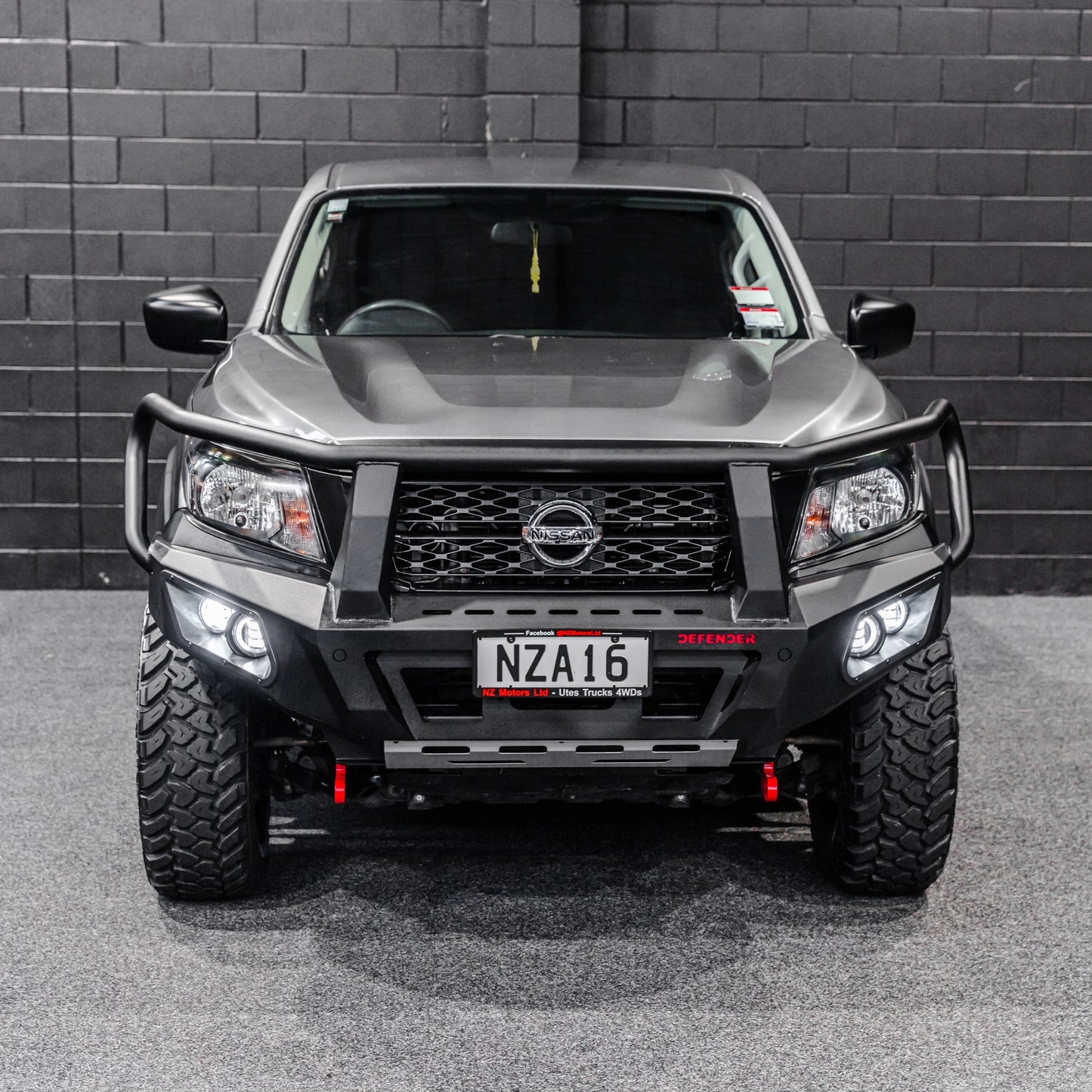 DEFENDER Off-Road Triple Loop Bull-Bar — Nissan Navara [2021-Present]