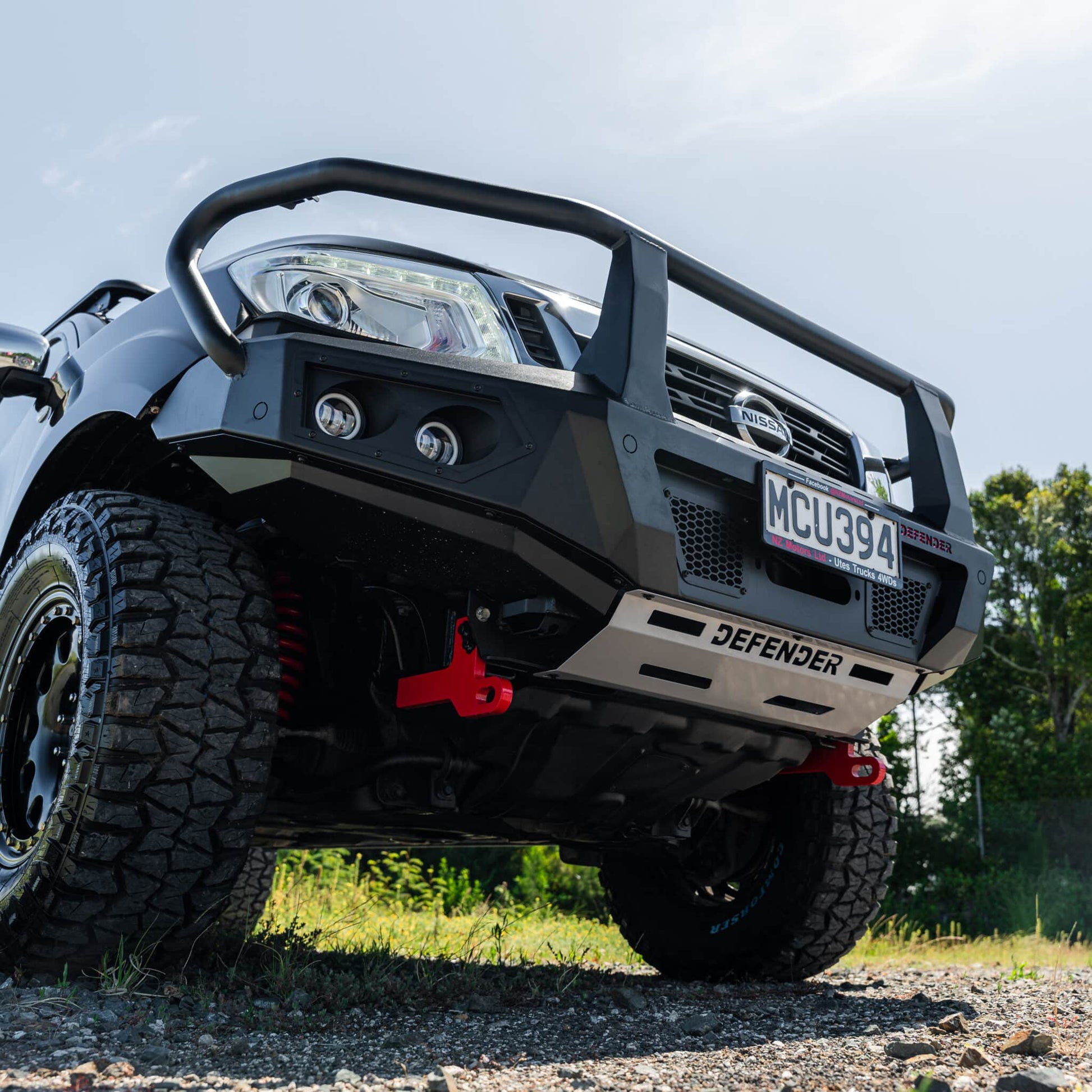 DEFENDER Off-Road Triple Loop Bull-Bar — Nissan Navara [2015-2021]