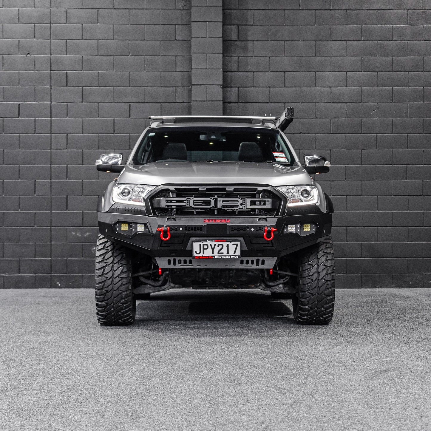 DEFENDER Off-Road Loopless Bull-Bar — Ford Ranger PX2 & 3 [2015-2022]