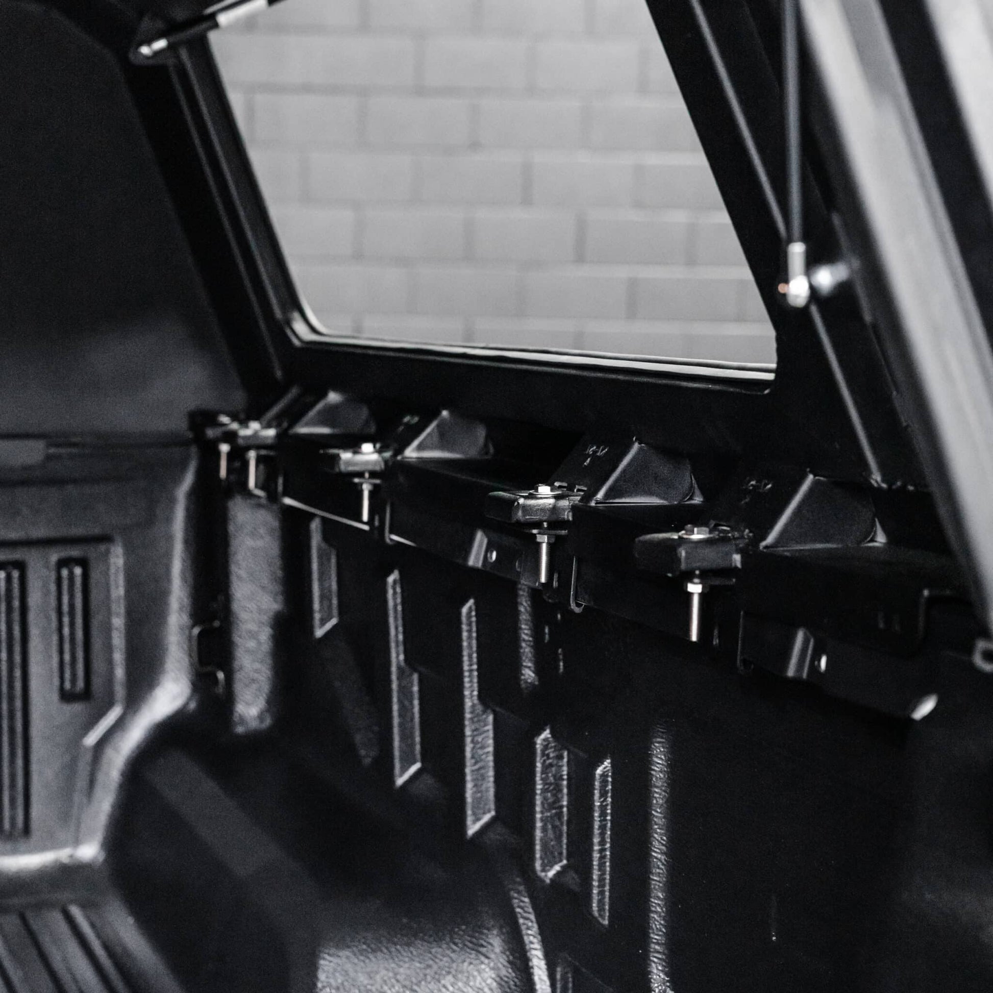 DEFENDER Off-Road Windowless Aluminium Canopy
