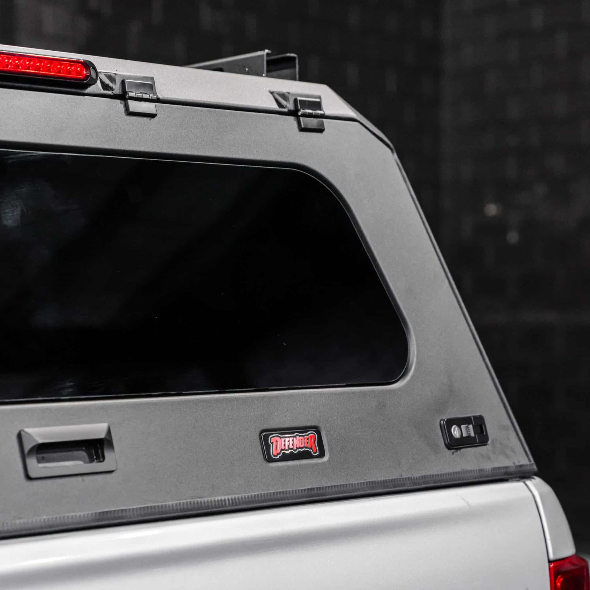 DEFENDER Off-Road Windowed Aluminium Canopy