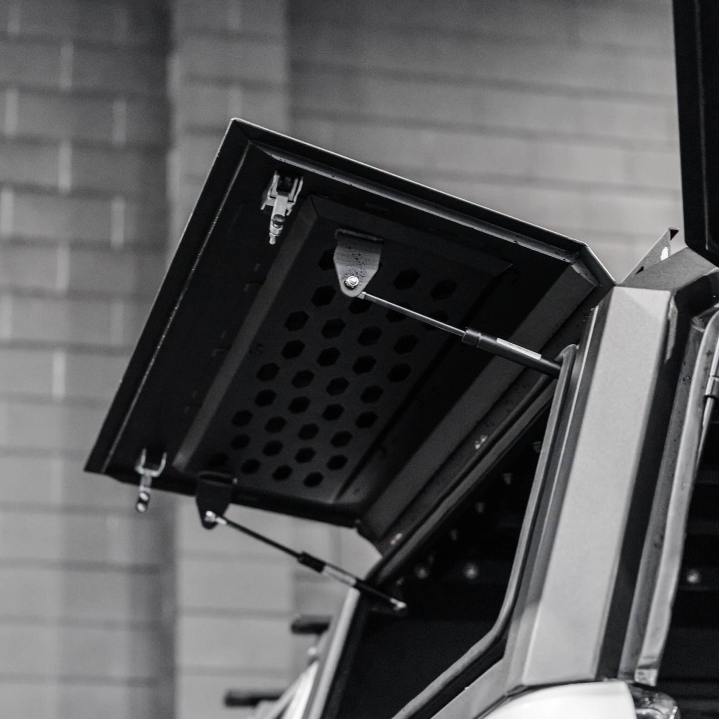 Shield Off-Road Aluminium Windowed Canopy — to suit Ford Ranger PX1-3 [2012 - 2022]