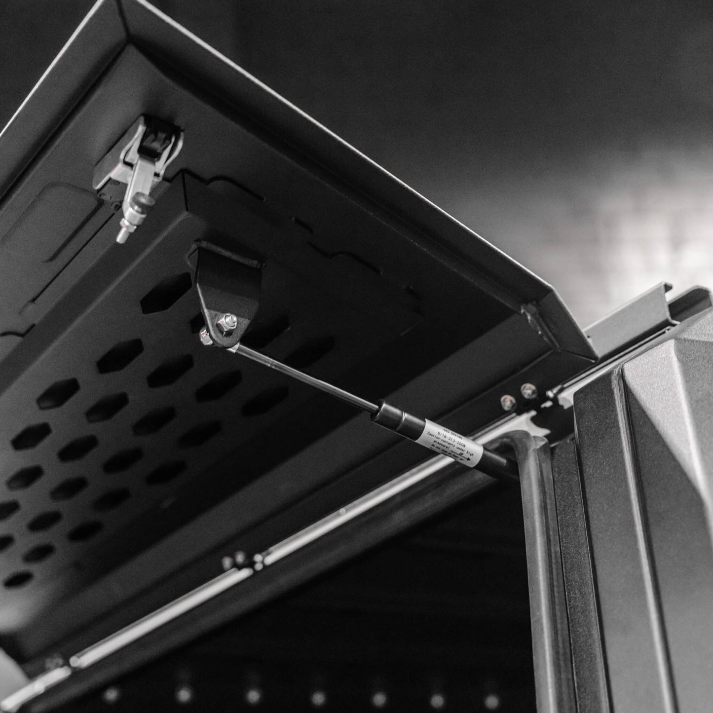 DEFENDER Off-Road Windowless Aluminium Canopy — Ford Ranger