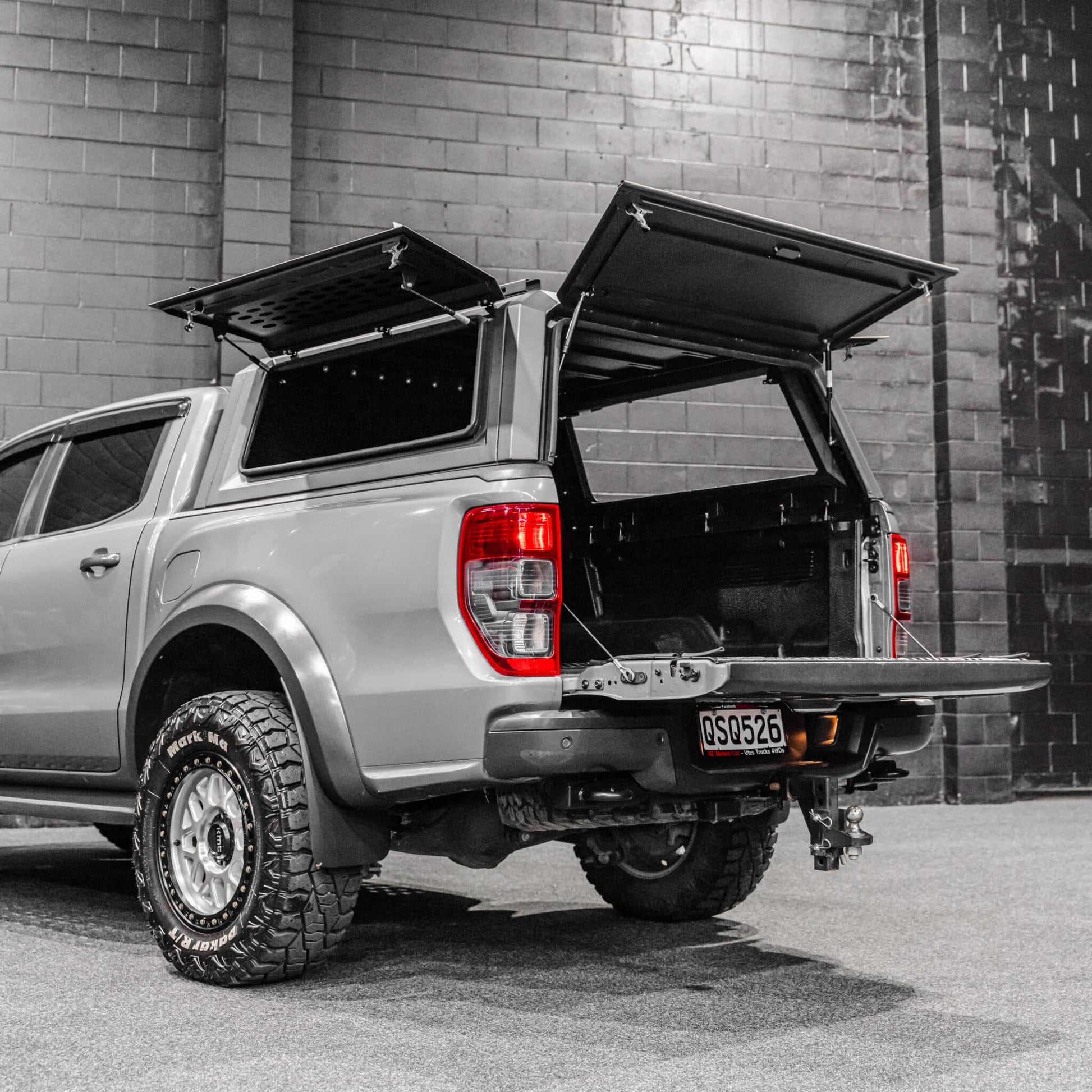 DEFENDER Off-Road Windowless Aluminium Canopy — Ford Ranger
